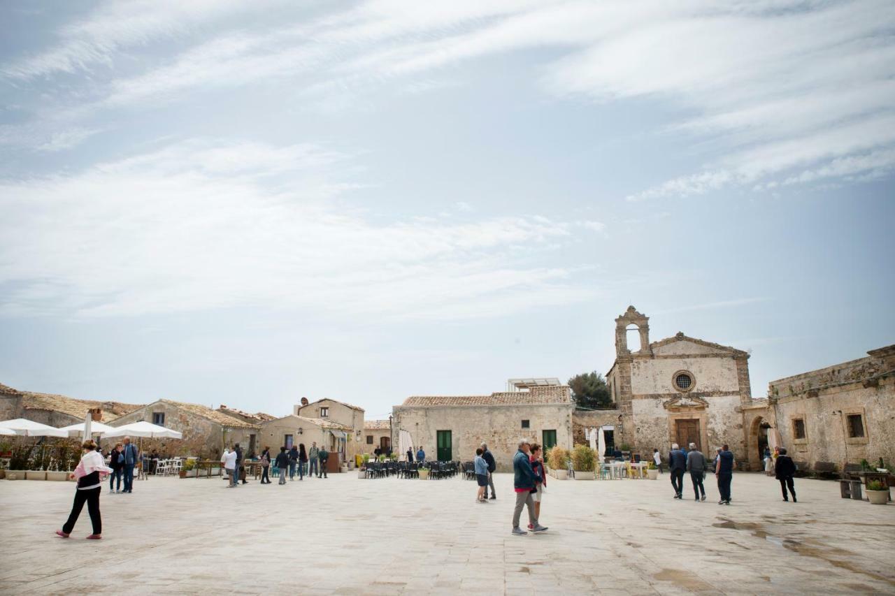 Casa Vacanza "La Piazzetta" Marzamemi Exterior foto